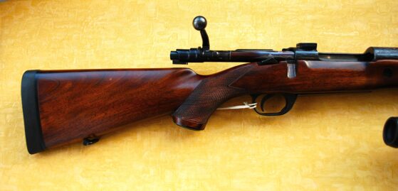 PARKER HALE 1200P BOLT ACTION PRESENTATION CUSTOM SAFARI RIFLE IN .375 H&H. - Image 4