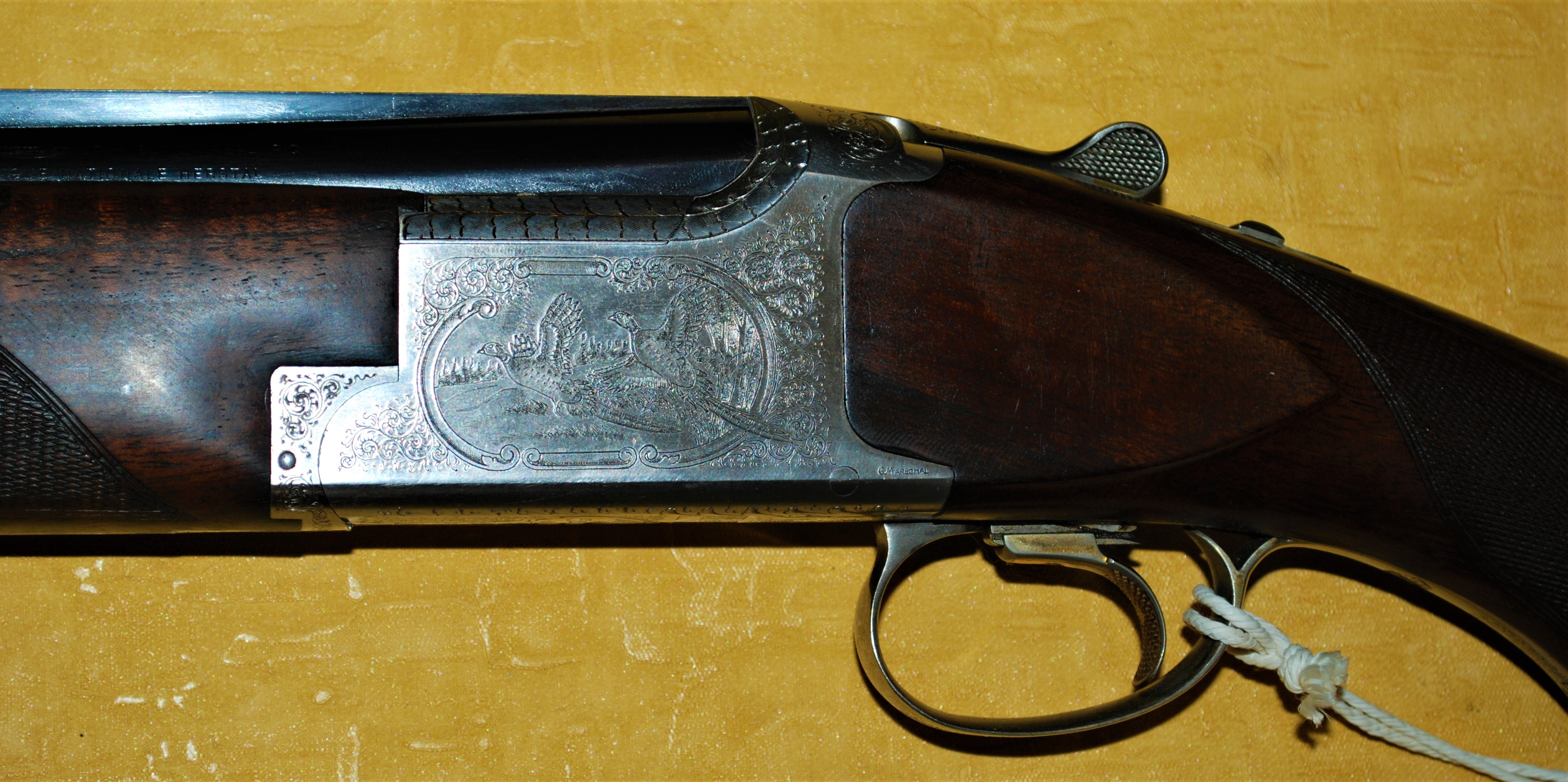 BROWNING 12G OVER AND UNDER SHOTGUN. - Emma Custom Rifles