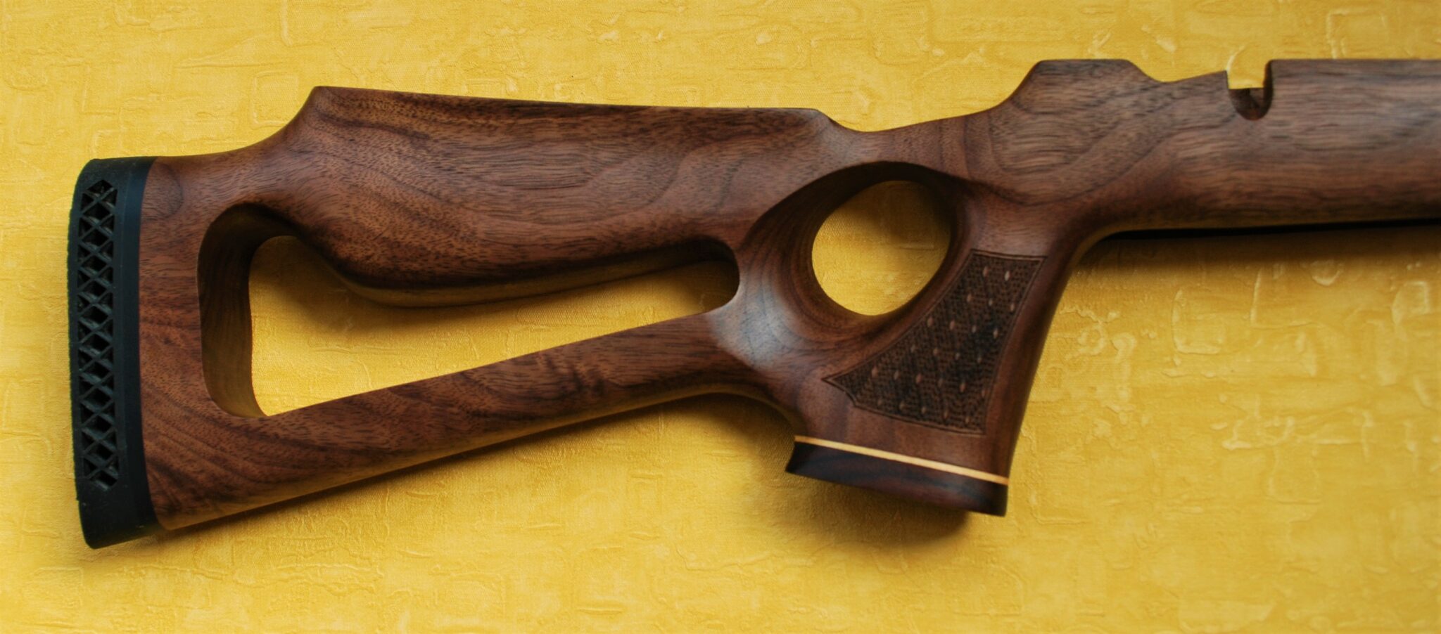 ANSCHUTZ 14161417 RIGHT HANDED THUMBHOLE DELUXE RIFLE STOCK. Emma