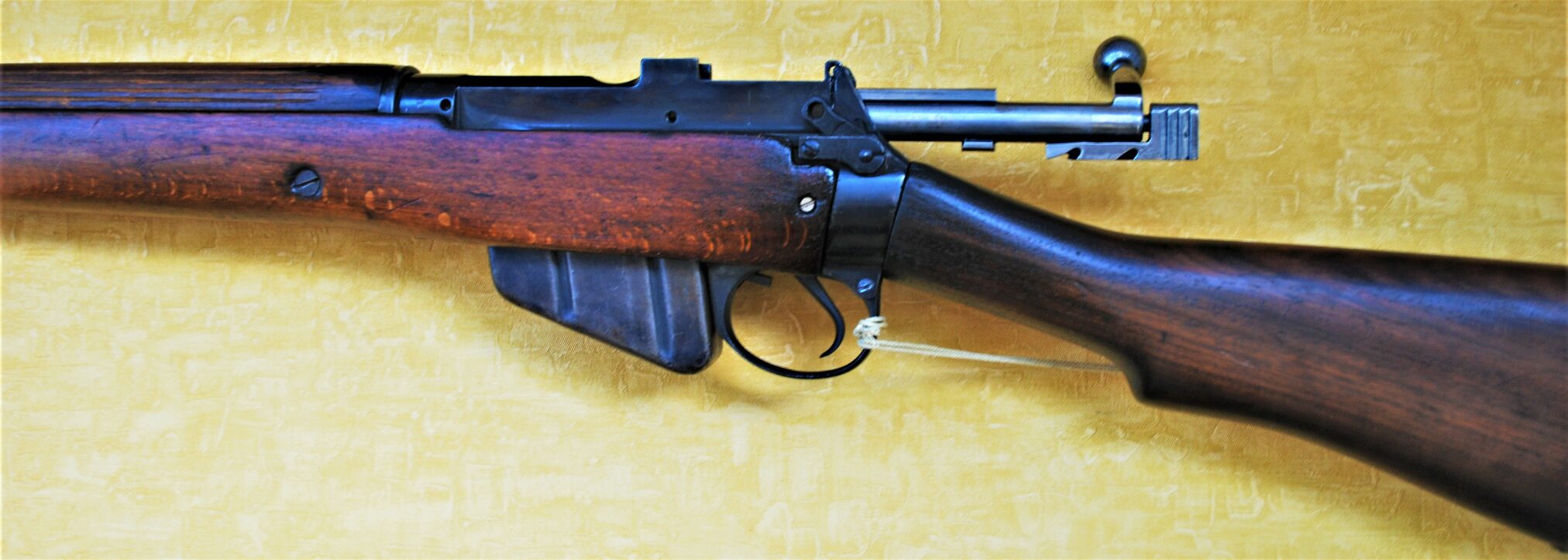 LEE ENFIELD No. 4 BOLT ACTION .303 TARGET RIFLE CONVERSION. Emma