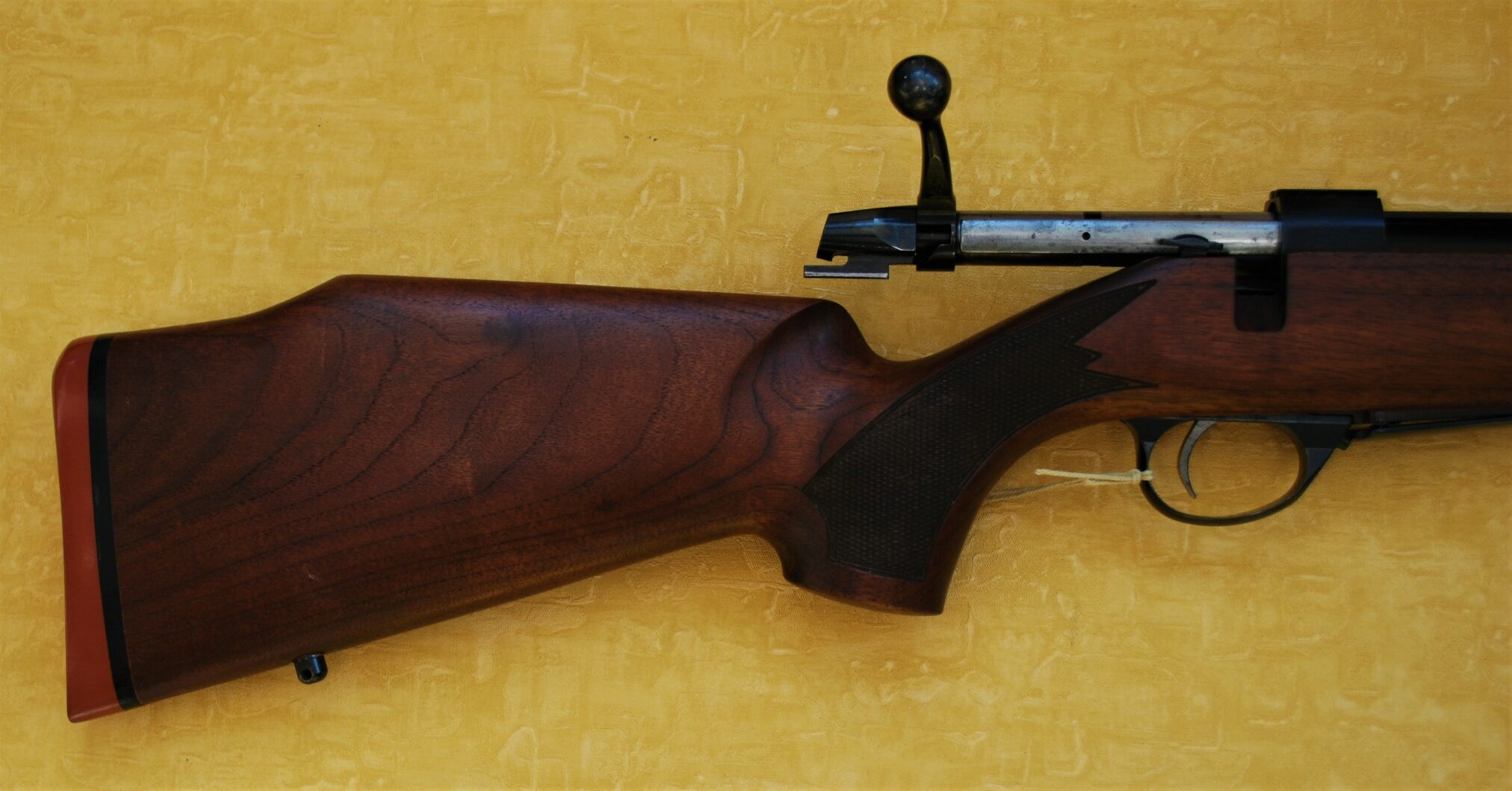 SAKO M595 BOLT ACTION .243 RIFLE. - Emma Custom Rifles