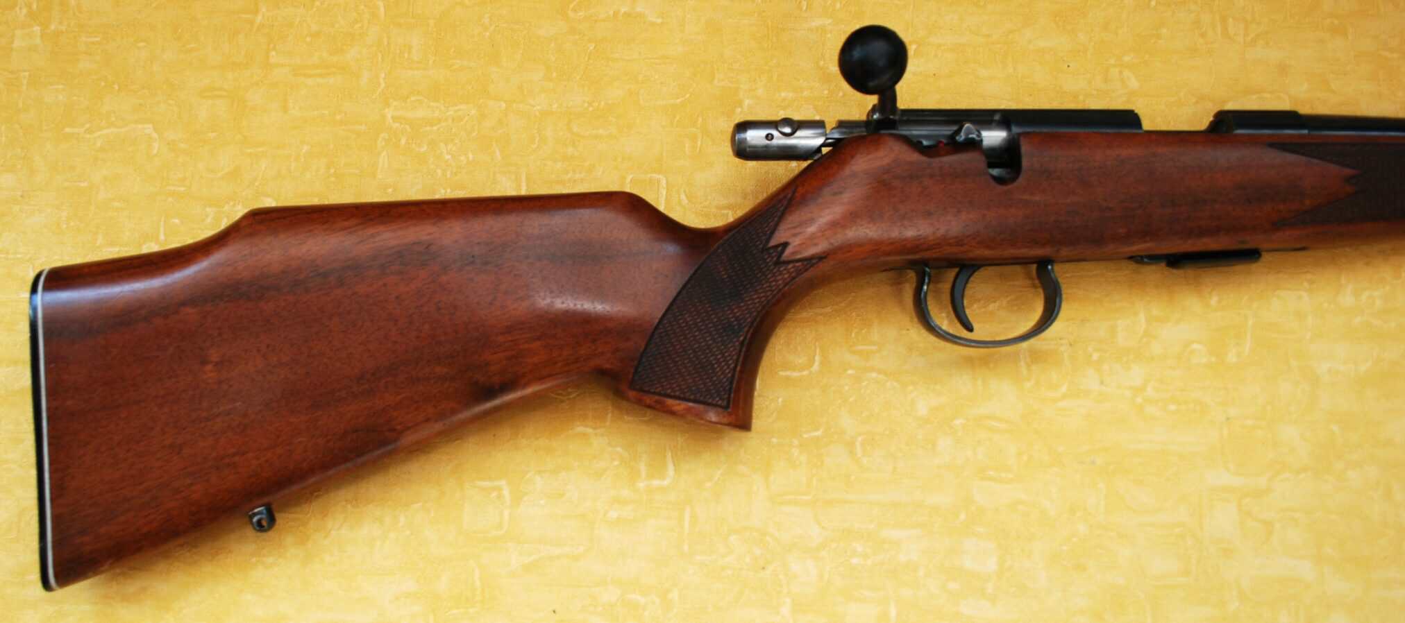 ANSCHUTZ .22 RIM FIRE BOLT ACTION RIFLE. - Emma Custom Rifles
